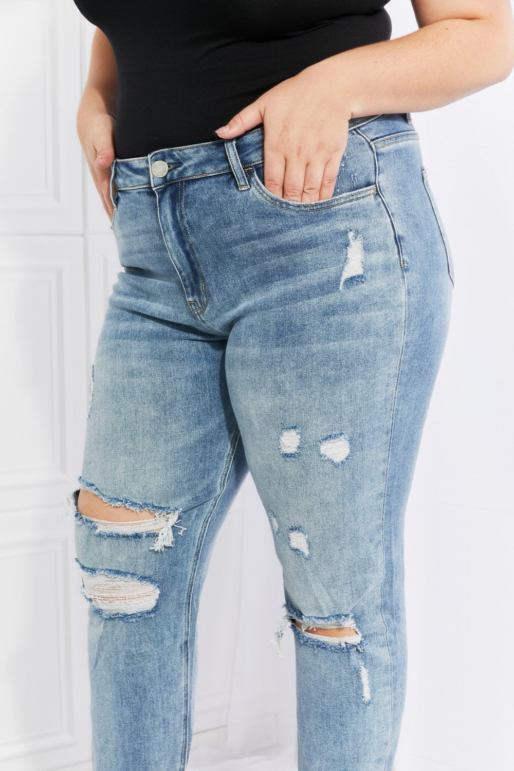 Vervet by Flying Monkey Let You Go Full Size Distressed Jeans